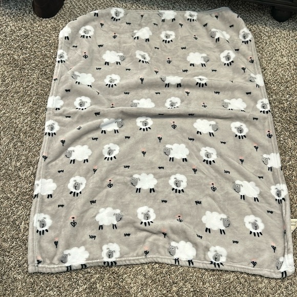 Little Honey Sheep Blanket - Picture 1 of 2